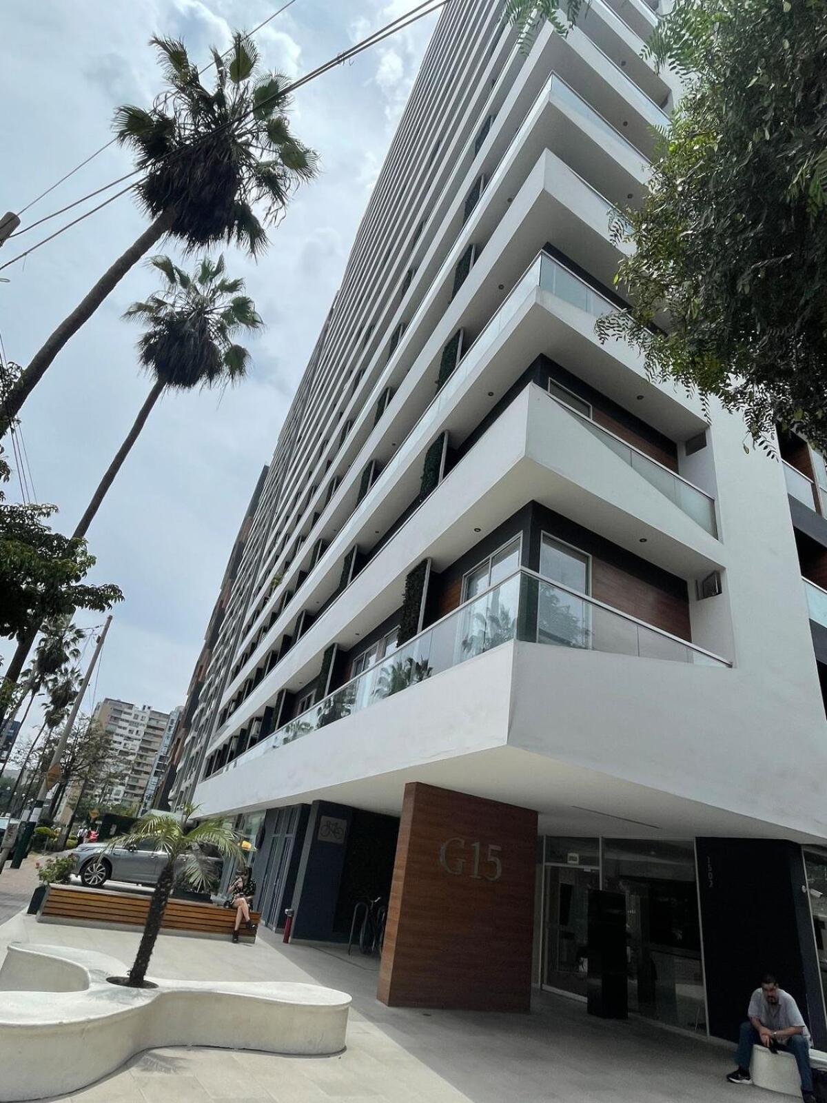 14th Floor Lovely 1405st Lima